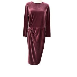 Elegant Burgundy Long Sleeve Dress